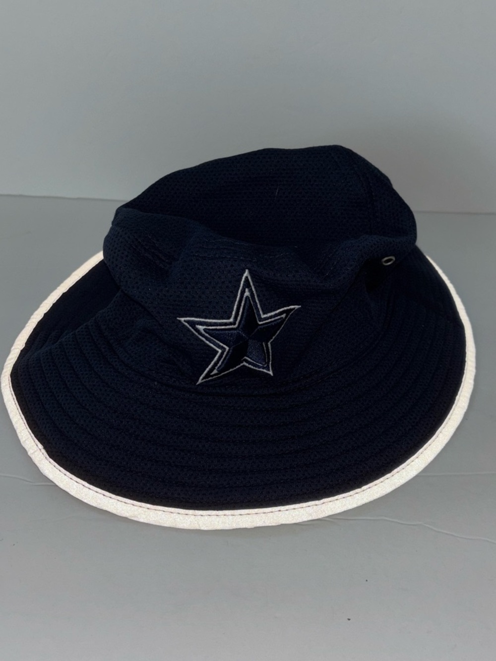 New Era NFL Dallas Cowboys Bucket Hat Adult One Size Star Logo Navy Blue